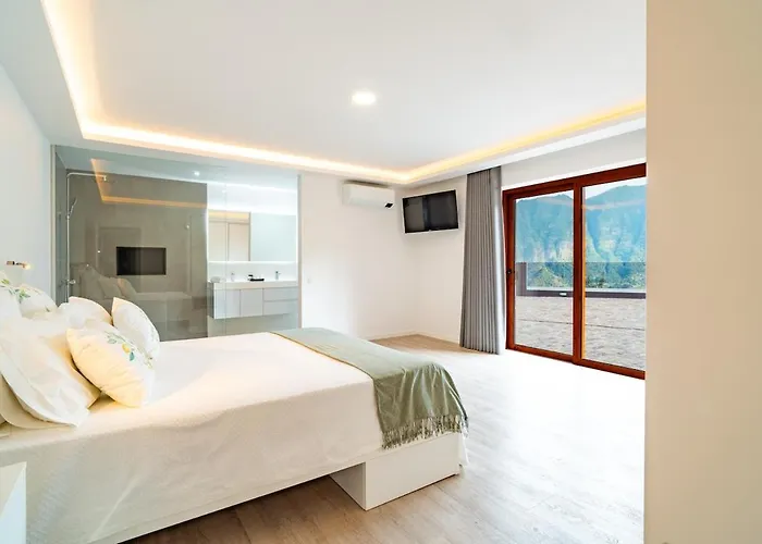 Vilaugusto Βίλα *